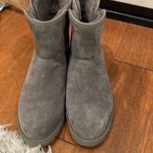 UGG short boots